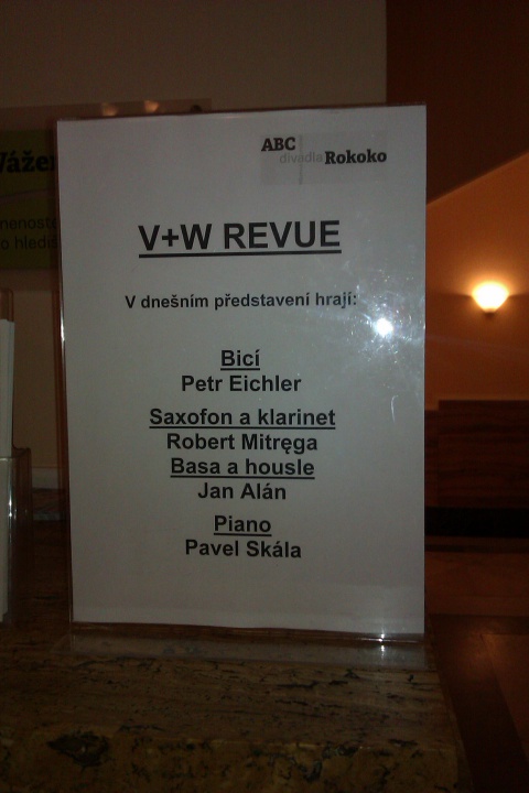 V+ W REVUE Divadlo ABC